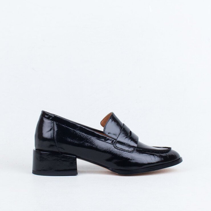 Cass Loafer-ULTRA SHOES