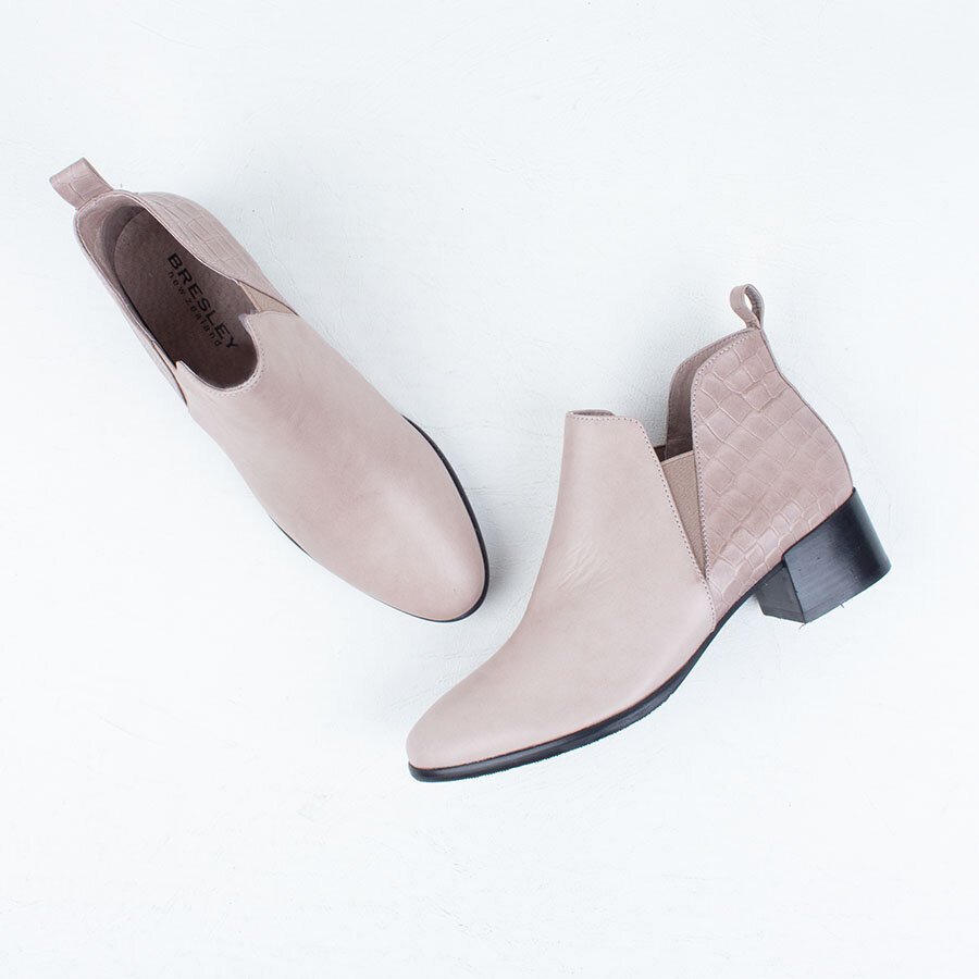 Seychelles offstage chelsea on sale boots