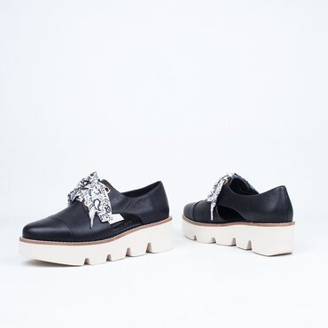 Pine Platform Lace Up