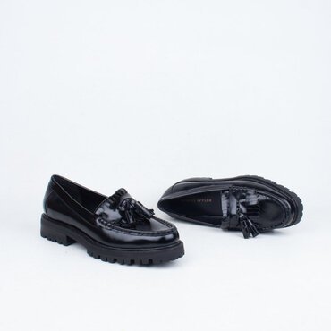 Fringe Loafer