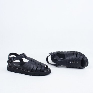 Carla Sandal