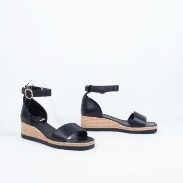 Idola Wedge Sandal