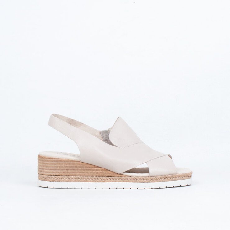 Illiet Sandal-brands-ULTRA SHOES