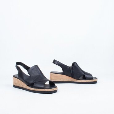 Illiet Sandal