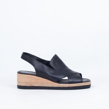 Illiet Sandal