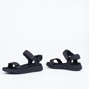 Line Sandal