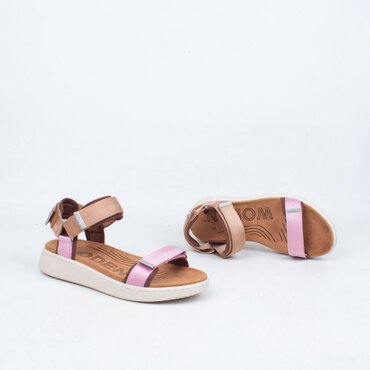 Line Sandal