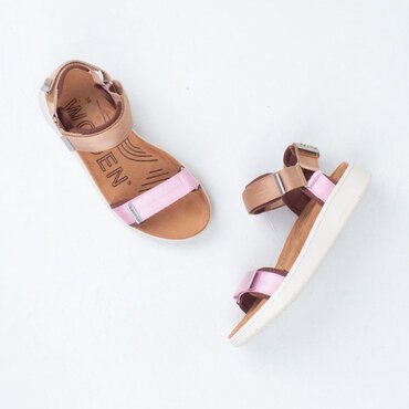 Line Sandal