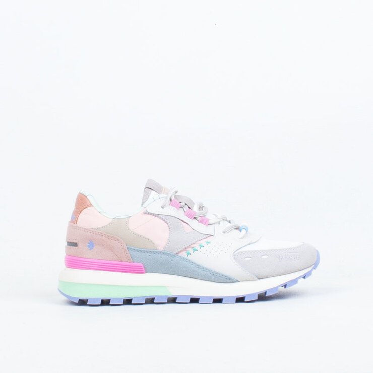 Luna Sneaker-ULTRA SHOES